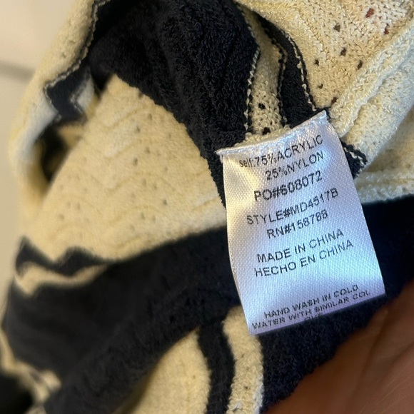 MABLE navy and off white cutout bodycon maxi dress - Picture 9 of 10